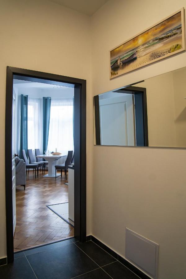 Top Class Apartments In Carlsbad Bulharska Street 卡罗维发利 外观 照片