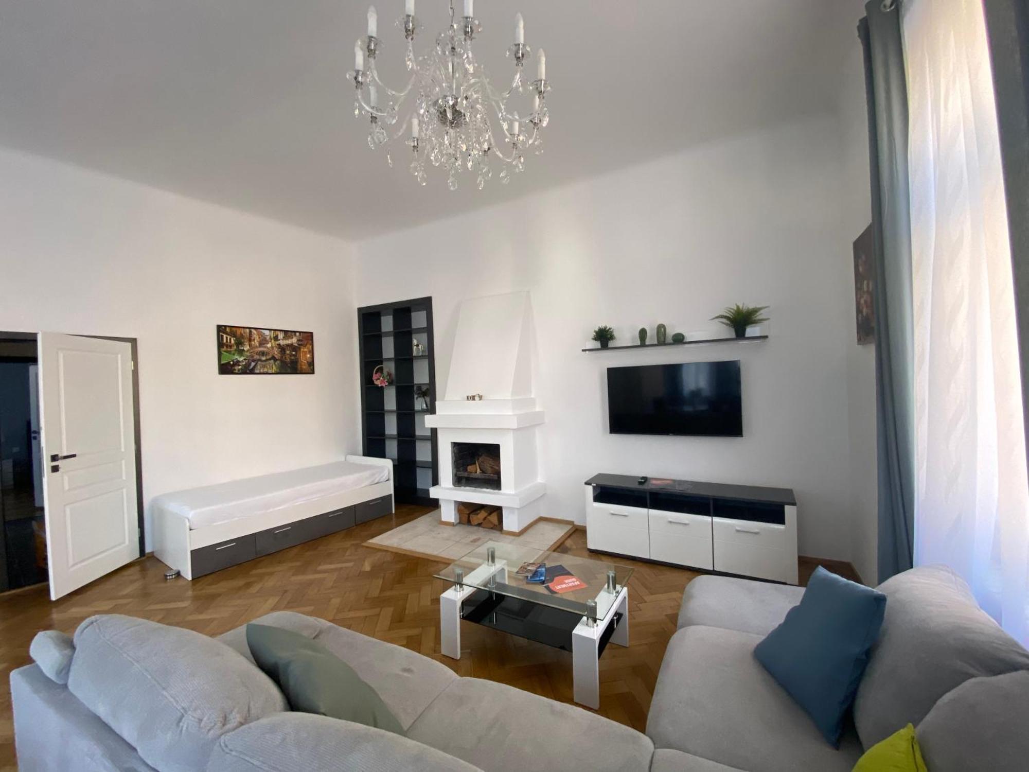 Top Class Apartments In Carlsbad Bulharska Street 卡罗维发利 外观 照片